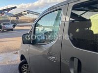 Usado Nissan Evalia 110 CV (80 kW) 2013 Gris / plata Monovolumen