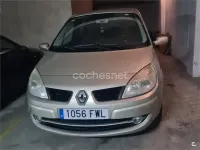 Usado Renault Grand Scénic II Business 105 CV (77 kW) 2007 Blanco Monovolumen