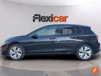 Usado VW Golf VIII 116 CV (85 kW) 2025 Negro Berlina