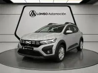 Usado Dacia Sandero Expression 91 CV (66 kW) 2024 Gris / plata Berlina