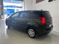 Usado Peugeot 5008 Active 112 CV (82 kW) 2011 Gris / plata Monovolumen