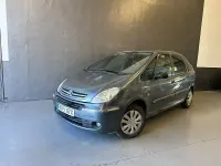Usado Citroën Xsara Picasso 92 CV (67 kW) 2009 Gris / plata Monovolumen
