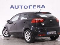 Usado Kia Rio Active 84 CV (61 kW) 2013 Negro