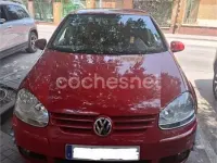Usado VW Golf V Sportline 102 CV (75 kW) 2007 Rojo Berlina