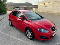 Usado Seat Leon Style 105 CV (77 kW) 2011 Rojo Utilitario