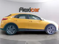 Usado Kia XCeed 120 CV (88 kW) 2021 Amarillo SUV