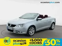 Usado VW Eos 140 CV (102 kW) 2010 Gris plata Descapotable