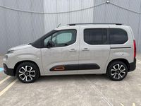 Usado Citroën Berlingo Shine 130 HP (95 kW) 2020 Bege Monovolume