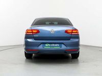 Usado VW Passat Edition 120 CV (88 kW) 2018 Azul Berlina