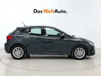 Usado Seat Ibiza FR 116 CV (85 kW) 2025 Azul Utilitario