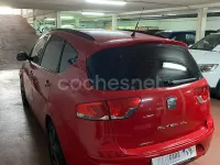 Usado Seat Altea XL Style 105 CV (77 kW) 2012 Rojo Monovolumen