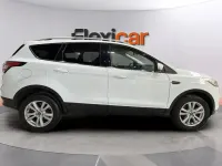 Usado Ford Kuga Titanium 120 CV (88 kW) 2018 Blanco SUV