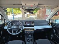 Usado Seat Arona Ecomotive 95 CV (69 kW) 2022 Blanco SUV