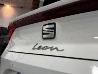 Usado Seat Leon Style 115 CV (84 kW) 2021 Blanco Berlina