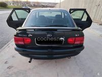 Usado Ford Escort Ghia 105 CV (77 kW) 1995 Verde Berlina