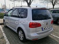 Usado VW Touran Advance 105 CV (77 kW) 2012 Gris / plata Monovolumen
