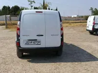 Usado Renault Kangoo 95 CV (69 kW) 2021 Blanco Monovolumen
