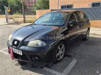 Usado Seat Ibiza Reference 100 CV (73 kW) 2007 Negro Utilitario