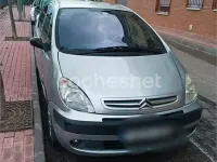 Usado Citroën Xsara Picasso Exclusive 110 CV (80 kW) 2004 Gris / plata Monovolumen