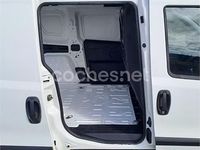 Usado Fiat Doblò 90 CV (66 kW) 2012 Blanco Monovolumen