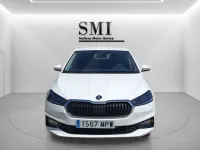 Usado Skoda Fabia Selection 95 CV (69 kW) 2024 Blanco Utilitario