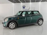 Usado Mini Cooper D 110 CV (80 kW) 2008 Verde Utilitario
