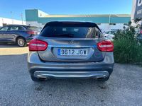 Usado Mercedes GLA200 Style 136 CV (100 kW) 2015 Gris / plata SUV