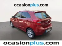 Usado Ford Ka Plus Ultimate 85 CV (62 kW) 2018 Rojo Utilitario