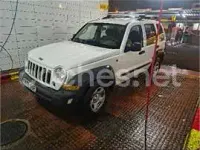 Usado Jeep Cherokee Limited 163 CV (119 kW) 2008 Blanco SUV