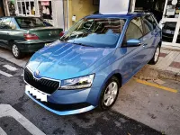 Usado Skoda Fabia Ambition 75 CV (55 kW) 2019 Azul Utilitario