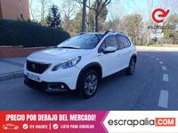 Usado Peugeot 2008 Signature Sky 100 CV (73 kW) 2019 Blanco SUV