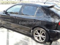 Usado Seat Leon FR 150 CV (110 kW) 2005 Negro Utilitario