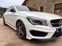 Usado Mercedes CLA200 Shooting Brake AMG line 136 CV (100 kW) 2015 Blanco Familiar
