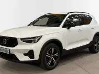 Usado Volvo XC40 Plus 163 CV (119 kW) 2025 Blanco SUV