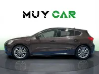 Usado Ford Focus Vignale 125 CV (91 kW) 2019 Gris / plata Berlina