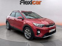 Usado Kia Stonic 120 CV (88 kW) 2019 Rojo SUV