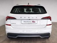 Usado Skoda Kamiq Ambition 110 CV (80 kW) 2021 Blanco SUV