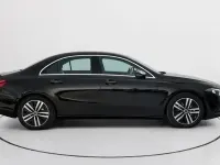 Usado Mercedes A180 116 CV (85 kW) 2022 Negro Berlina