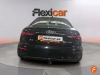 Usado Audi A3 110 HP (80 kW) 2021 Preto Sedan
