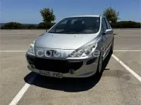 Usado Peugeot 307 110 CV (80 kW) 2007 Gris / plata Berlina