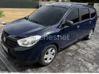 Usado Dacia Lodgy Ambiance 90 CV (66 kW) 2015 Azul Monovolumen