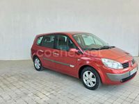 Usado Renault Scénic II Dynamique 110 CV (80 kW) 2006 Granate Monovolumen