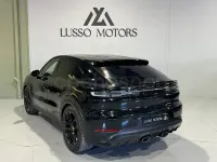 Usado Porsche Cayenne 500 CV (367 kW) 2024 Negro SUV