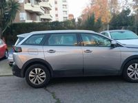 Usado Peugeot 5008 Active 120 CV (88 kW) 2017 Gris SUV