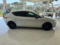 Usado Seat Leon Style 150 CV (110 kW) 2015 Gris / plata Berlina