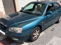 Usado Hyundai Elantra GLS 107 CV (78 kW) 2001 Verde Berlina