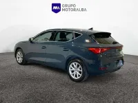 Usado Seat Leon Style 116 CV (85 kW) 2025 Gris Utilitario