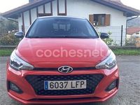 Usado Hyundai i20 100 CV (73 kW) 2020 Rojo Utilitario