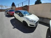 Usado Ford Fiesta Trend 75 CV (55 kW) 2014 Blanco Utilitario