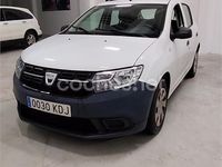 Usado Dacia Sandero Base 73 CV (53 kW) 2017 Blanco Berlina